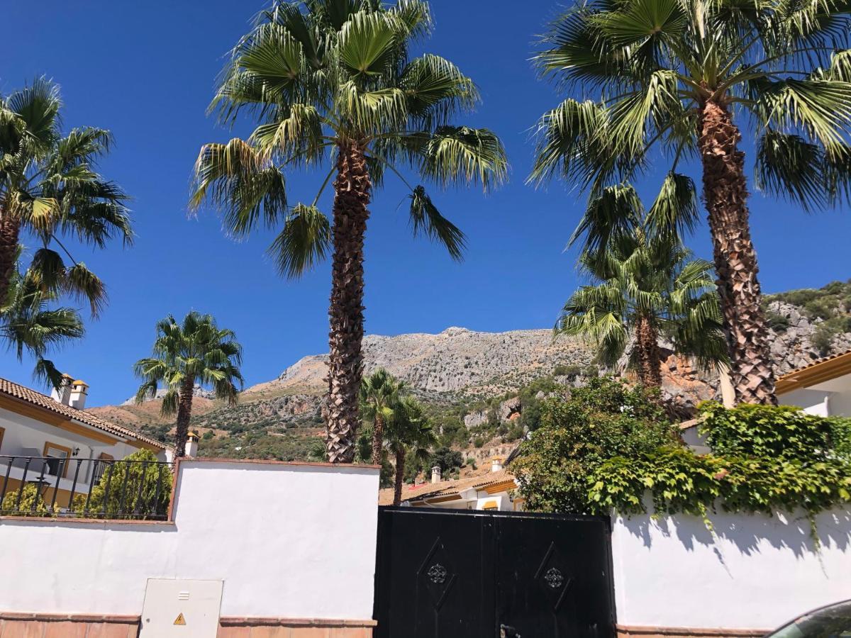 Casa Rural Las Rosas De Benaoján Eksteriør billede